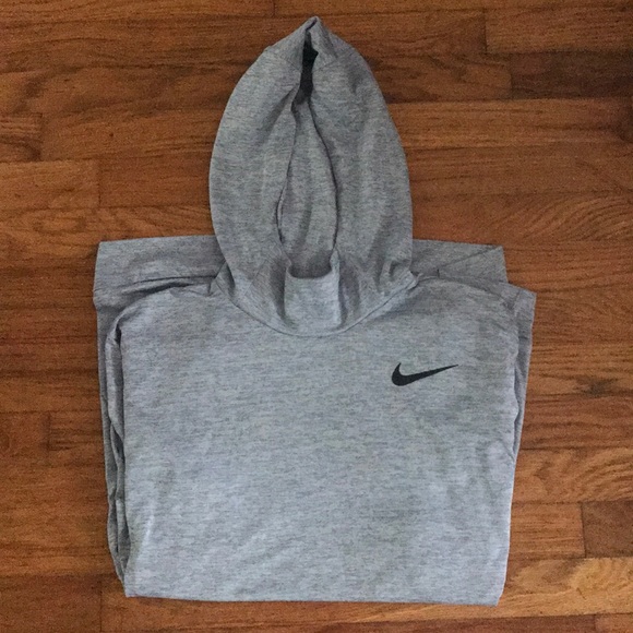Nike Tops - Nike Dri Fit Long Sleeved Hooded Pullover